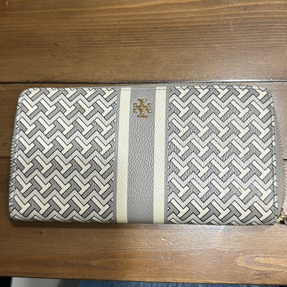 Tory Burch Wallet